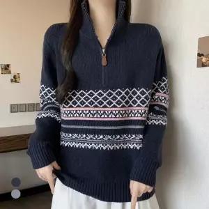 KARRA 믹스배색오픈넥니트_A5W0914