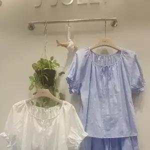 여성 프릴 반팔 블라우스와 반바지 세트 면100 러블리