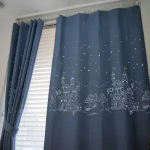 [텐바이텐]이솝 암막 펀칭커튼 - 블루