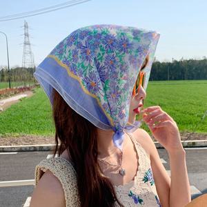 카이크 보넷 쁘띠 연보라 꽃잔디 삼각 스카프