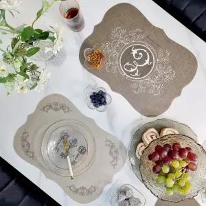 [롯데백화점]엘라다이닝 TPU 엠보 테이블 방수 식탁매트 열쇠 엠블럼