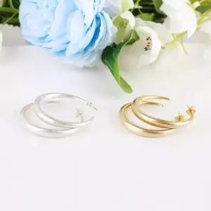 시후주얼리 엔틱 골드 실버 토성의 띠 링귀걸이 EC531E (WFKBVW6)