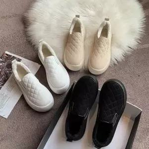퀼팅 장식 털 안감 여성 슬립온 키높이 단화 패션신발 WEC9059