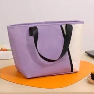 넉넉한 수납 투톤 포켓 도시락 보온보냉 가방