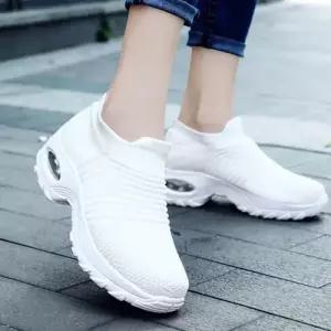 니트 워킹화 슬립온 에어쿠션 운동화 삭스스타일 WF72E56