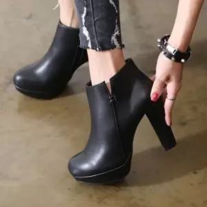 [엄지척]국내제작 168CUV45 둥근코 가보시 옆트임 통굽 여성 앵클힐