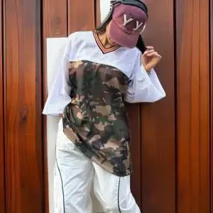 여성용 카모 패턴 브이넥 메쉬 티셔츠 7부 사이즈 대형