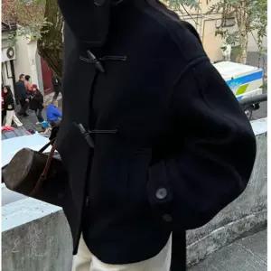 여성 모직 토글 숏코트 버튼 떡볶이코트