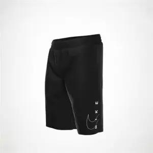 나이키 스윔 아동래쉬가드 남아동 스플릿 로고 랩 8인치 트렁크 NESSC780-001 1532895