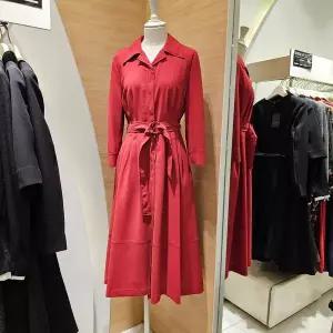 [하프클럽/더아이잗뉴욕]더아이잗2024SS  여름최신상   브루니밸트카라원피스IP4A0OP071