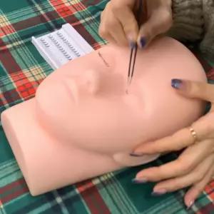 페이스 속눈썹 메이크업 연습용 실리콘 얼감각적디자인 클래식풍 패셔너블 시험용 커트 고시용 대회용 두상