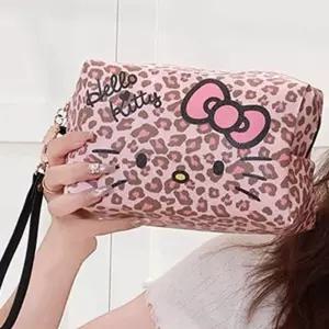 헬로키티 호피 사각 파우치 103098치 치백 멀티치 소품치 화장품치 치주머니 치가방