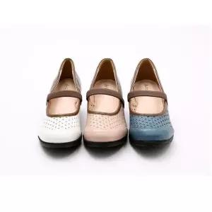 [라일리의류] Rly 3552 여름단화 펀칭슈즈 5cm굽 스판근 국내생산