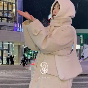 핫핑 [LOVB] L-1438 비죠 하이넥 히든버튼 울 하프코트