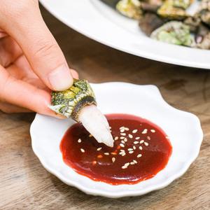 쫄깃한 거제도 자연산 별미 자숙 거북손 1kg 청정해역 급냉 해산물