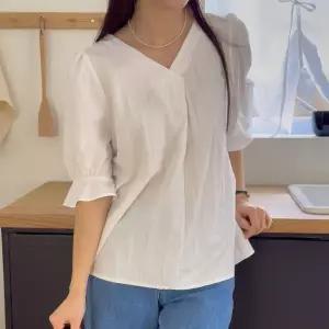 [하프클럽/] 모니카브이랩블라우스 GOT994M503 빅사이즈