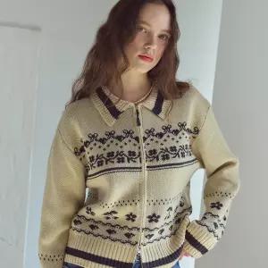 [2-WAY] 체리 크롭 집업 가디건 크림