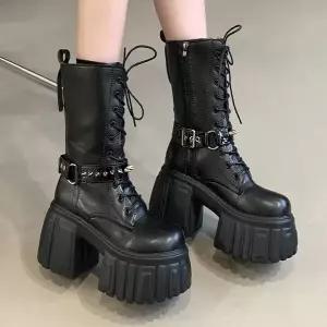 시크덩꼬 펑키 벨트 스터드 레이스업 통굽워커