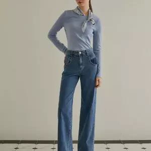 [롯데백화점]에고이스트 아일렛 포인트 스카프 SET 티셔츠 (ER1CL260)