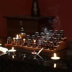 오일 거치대 계단식 나무 18칸 캡슐 프레임 수납