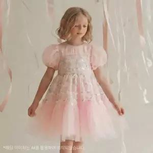 [롯데백화점]로엠걸즈 블링 블링 퍼프 드레스 RGOW26S1P