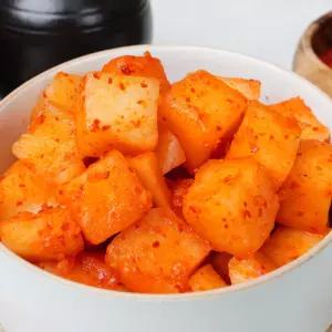 제주 월동무 갓 담은 깍두기 2kg