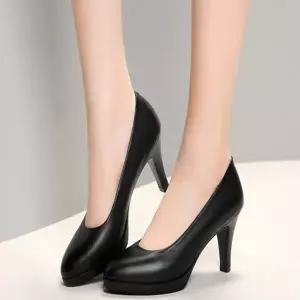 여성 무광 구두 블랙 시크 페미닌 가보시힐 펌프스힐
