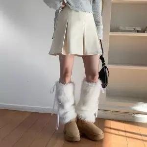 [옷자락]여자 데일리 데이트룩 겨울 플리츠 미니스커트_P414215548