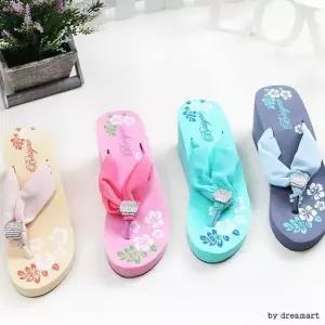 큐빅플라워 웨지 데일리 슬리퍼 신 WFIWEFX