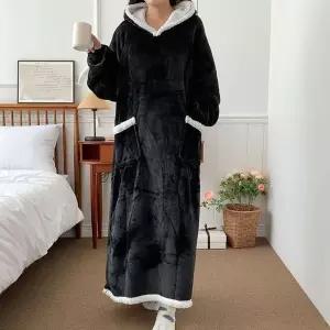 [하프클럽/알티피아]극세사 집순이 블랭킷 후드 담요 대형 겨울 포근 입는