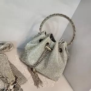 큐빅가방 미니백 포함 크로스끈 실버 옷가게 소품샵 큐빅 클러치 드레스 파티