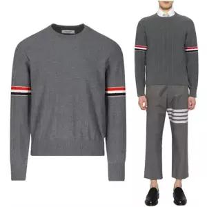 톰브라운 RWB 스트라이프 울 니트 MKA496A Y1002 035