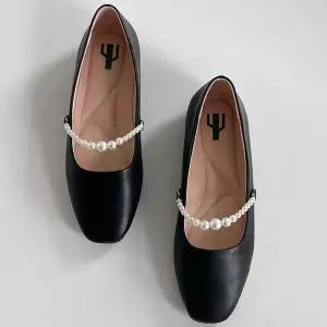 [포크슈즈] 메리제인 비즈장식 여성여자 구두 로퍼 플랫슈즈 단화 정장화 1.5cm lkf5182