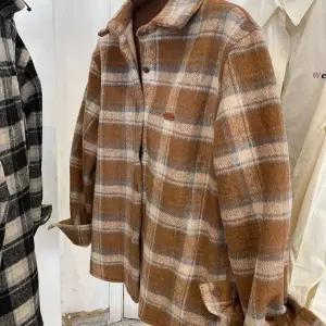 무드 체크 오버핏 도톰 기모 셔츠