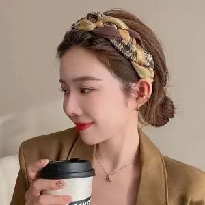 [하프클럽/셀러허브_여성트랜드패션]헤어티번 와이드헤어밴드 스카프머리