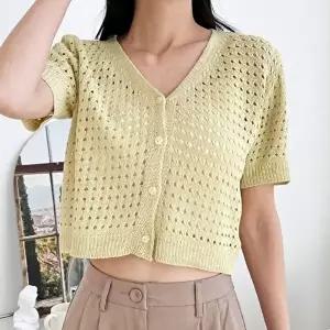러블리 파스텔 여성 펀칭 반팔 니트 가디건 볼레로 (KYR-WFH7LTD)