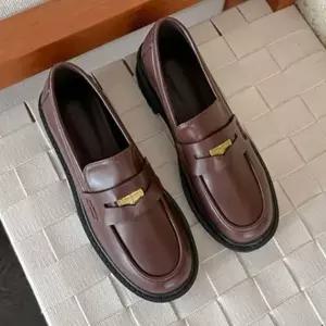 [하프클럽/]가을 패션 신발 단화 로퍼 구두 여자 데일리 코디