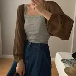 여성 간절기 여름 햇빛가림용 팔뚝살가림용 여리여리 크롭 시스루 볼레로 (KYR-WFJ70CS)