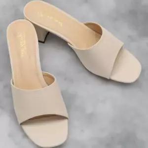 [하프클럽/다잇템]여성 사이즈 매트 대형 오픈토 발 샌들