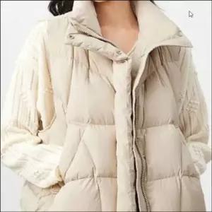 겨울 아우터 패딩조끼 오리털 레이어드 조끼 여자 3컬러 베스트