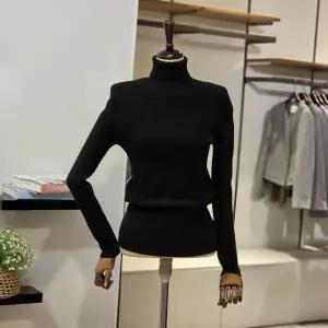 [대구백화점] [반에이크]골지 폴라 홀가먼트 니트(VB5YKTM501Z)