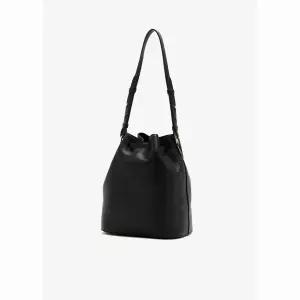 BALLY 25FW HERA BUCKET WAU01YVT990 U901Y 헤라 버킷백