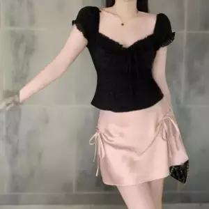 [다잇템] 여성 하트네크 슬림핏 벌룬 폴리 펀칭 셔츠