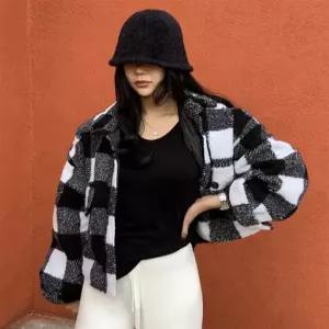 여자 체크 셔켓 울 하이넥 퍼프 양털 포켓 누빔 자켓