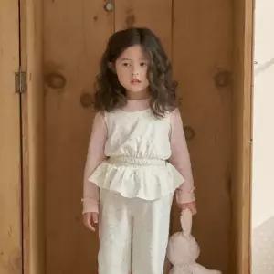 바나나제이 로지가든조끼 26봄