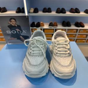 [소다]여성 레이스 초경량 쿠션 키높이 7cm스니커즈 ARS5010_DG