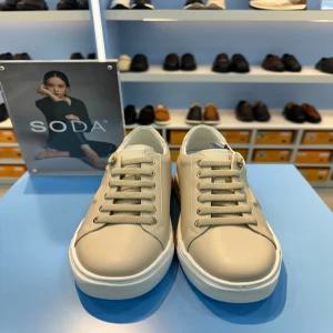 [소다]여성 S로고 데일리 경량 4.5CM 키높이 밴딩 스니커즈 FLS6010_DG