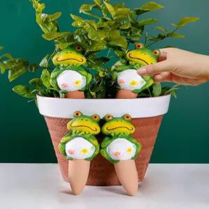 CCFREELIFE 4팩 생명체 개구리 테라코타 식물 워터링 스파이크 - 실내 및 휴가 관리를 위한 100ml 셀프