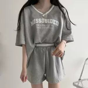 밴딩반바지 데일리 브이넥 반팔티 밴딩반바지