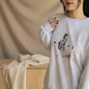 [하프클럽/옷자락]여성 기본 루즈핏 프린트 코튼 맨투맨